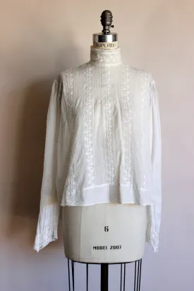 Antique 1890s Blouse In White With Lace Trim