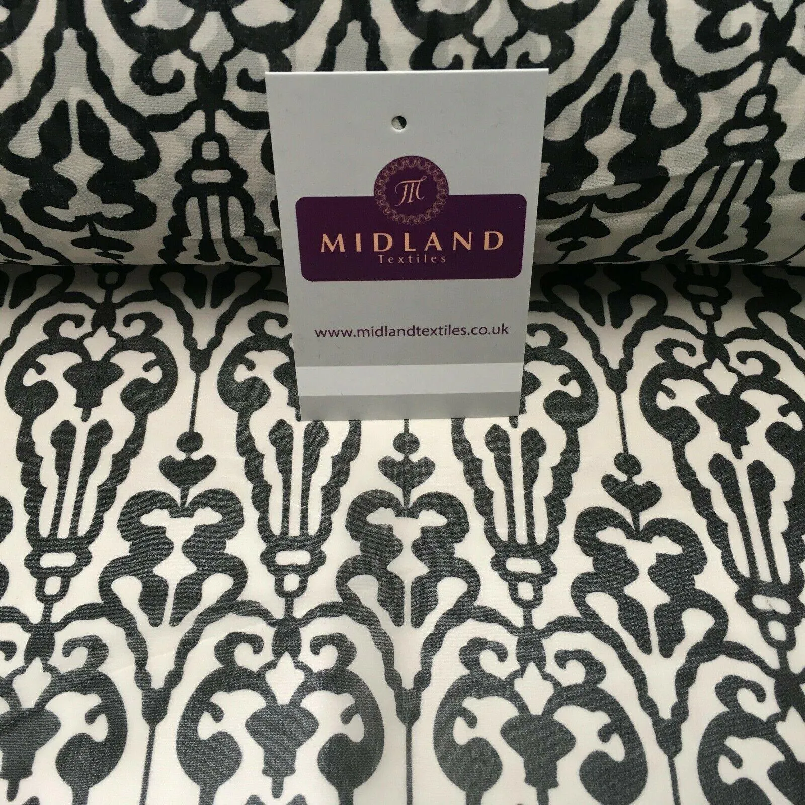 Black and White Ornamental Printed Crepe chiffon Dress Fabric 150 cm MK1190-32