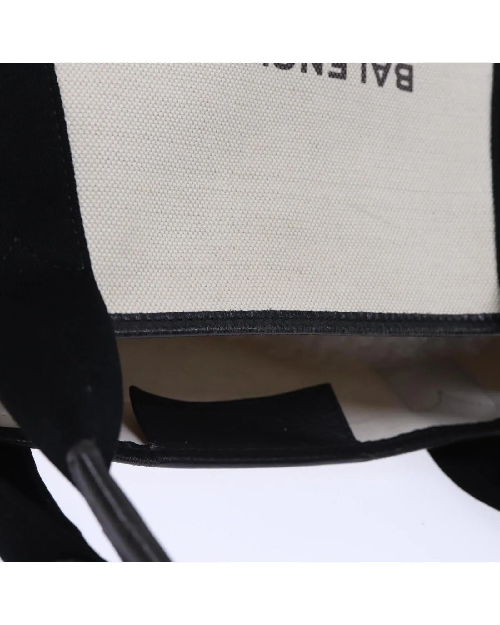 Canvas White Black Hand Bag by Balenciaga - Authenticated (383079)