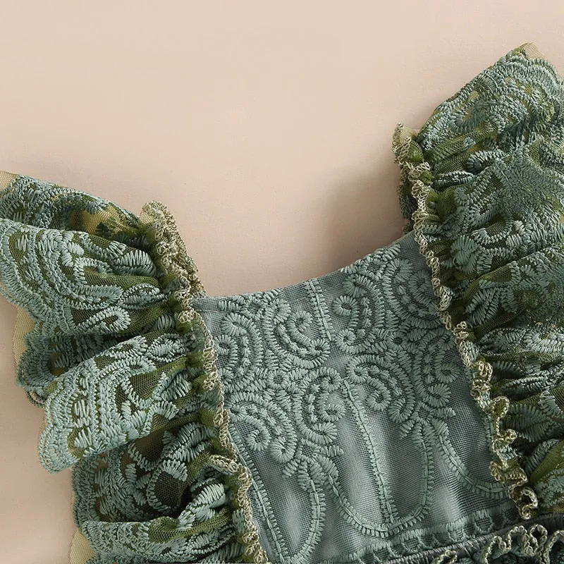 Sleeveless Lace Dress