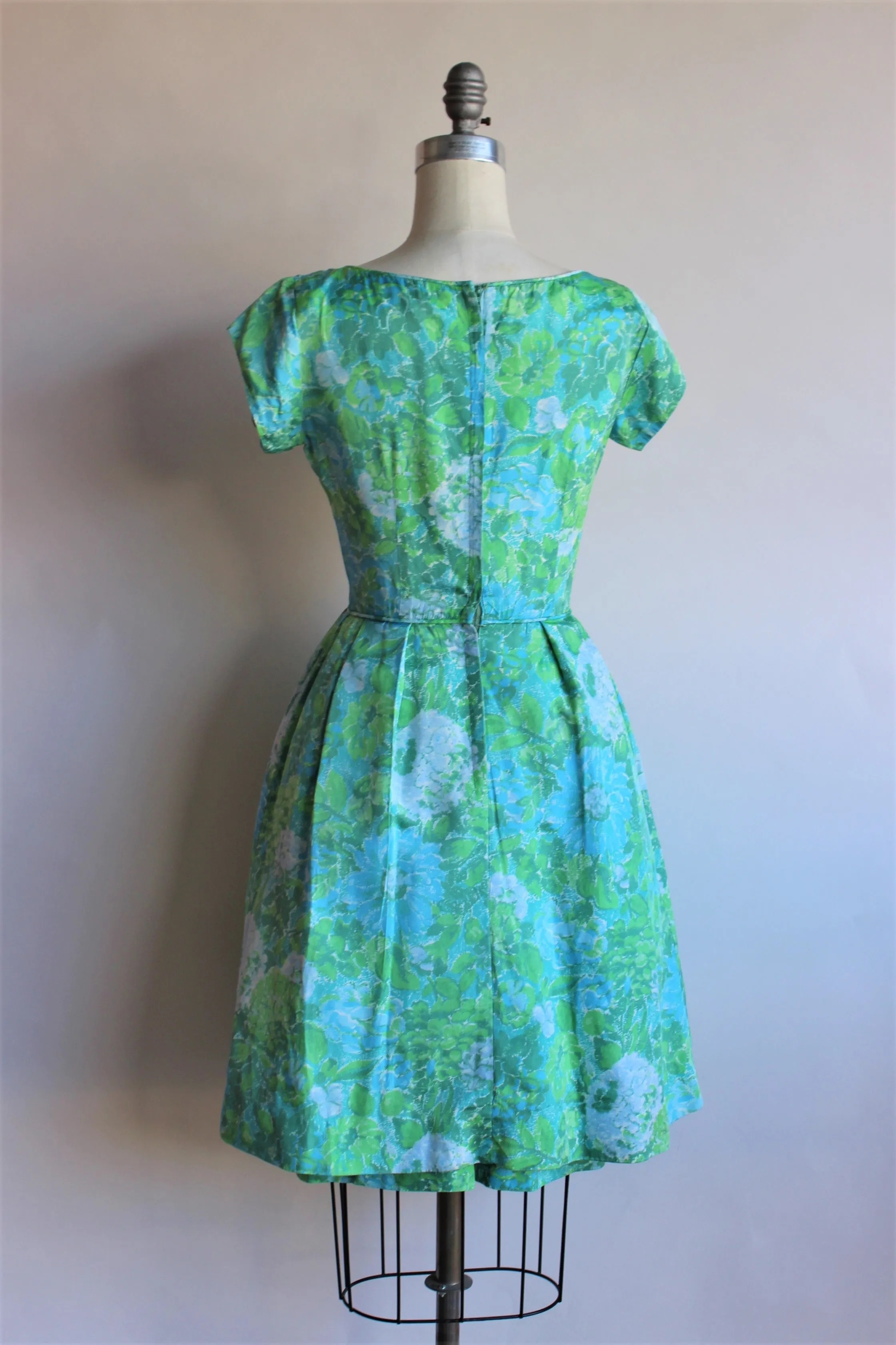 Vintage 1950s 1960s Blue Rose Fit And Flare Dress by Elinor Gay